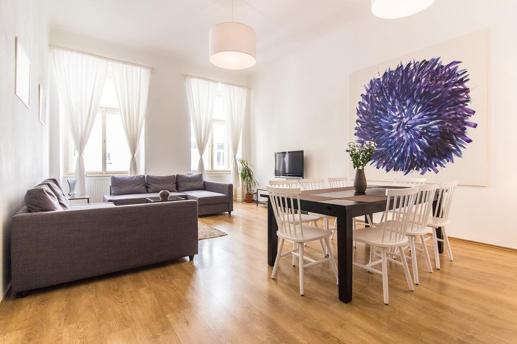 Mighty Prague Apartments Truhlarska المظهر الخارجي الصورة